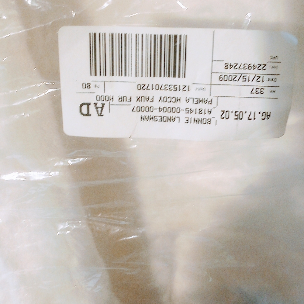 Pamela McCoy Cream Faux Fur Coat - Picture 10 of 10